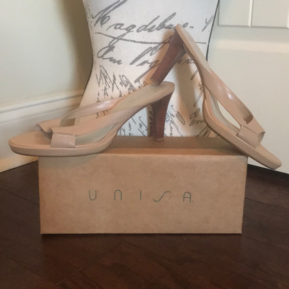 Unisa slingback pumps